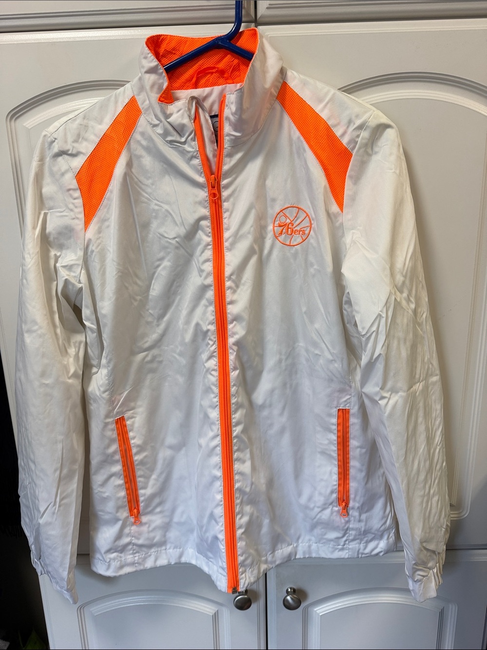 Women’s Medium 76ers White Jacket with Orange Accents - Lightweight windbreaker.